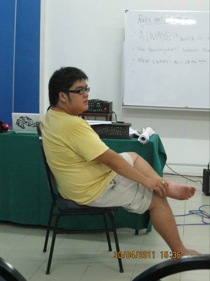 Description: Description: Description: Description: Description: Description: Description: Description: H:\~seraphim (PURE Web)\alpha\Alpha.2011\CindyCHAI-photos\4.sessions\C-People\wa-JustinSing3.jpg